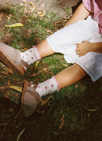Berry Socks - Strawberry