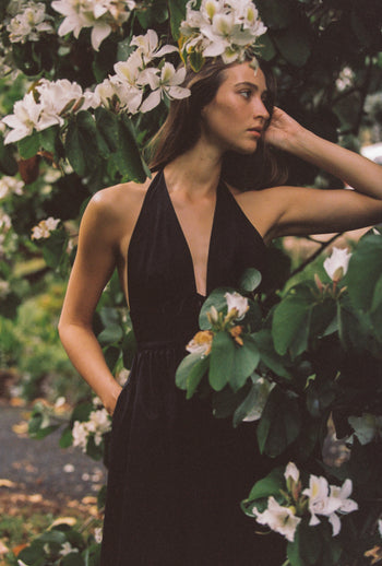 black lily dress Lilly Sweetheart Satin Maxi Dress / Black | MESHKI