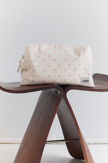 The Essentials Pouch - Roses