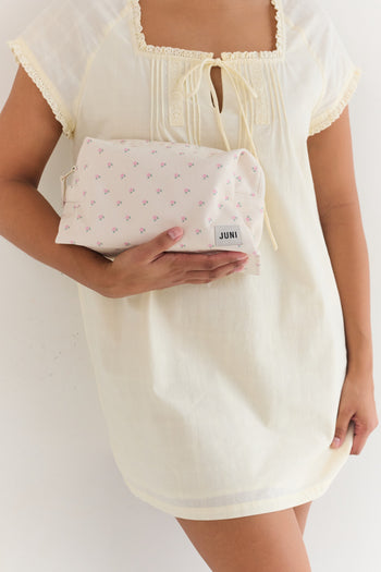 The Essentials Pouch - Roses