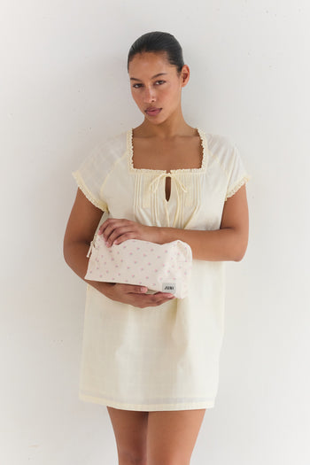 The Essentials Pouch - Roses