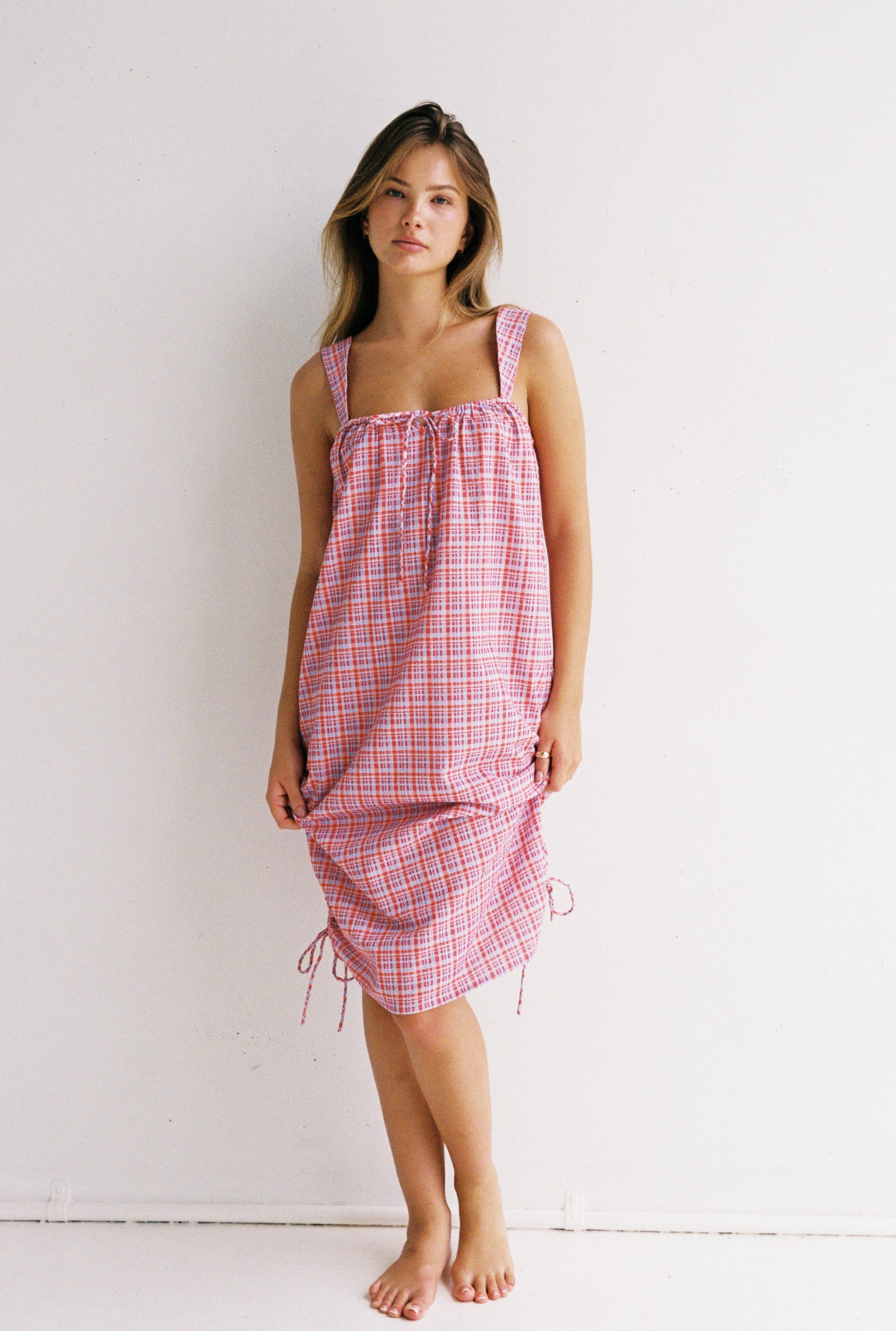 Ameri（アメリ）の「WAVE SWITCH SHEER DRESS（ドレス）」 - WEAR