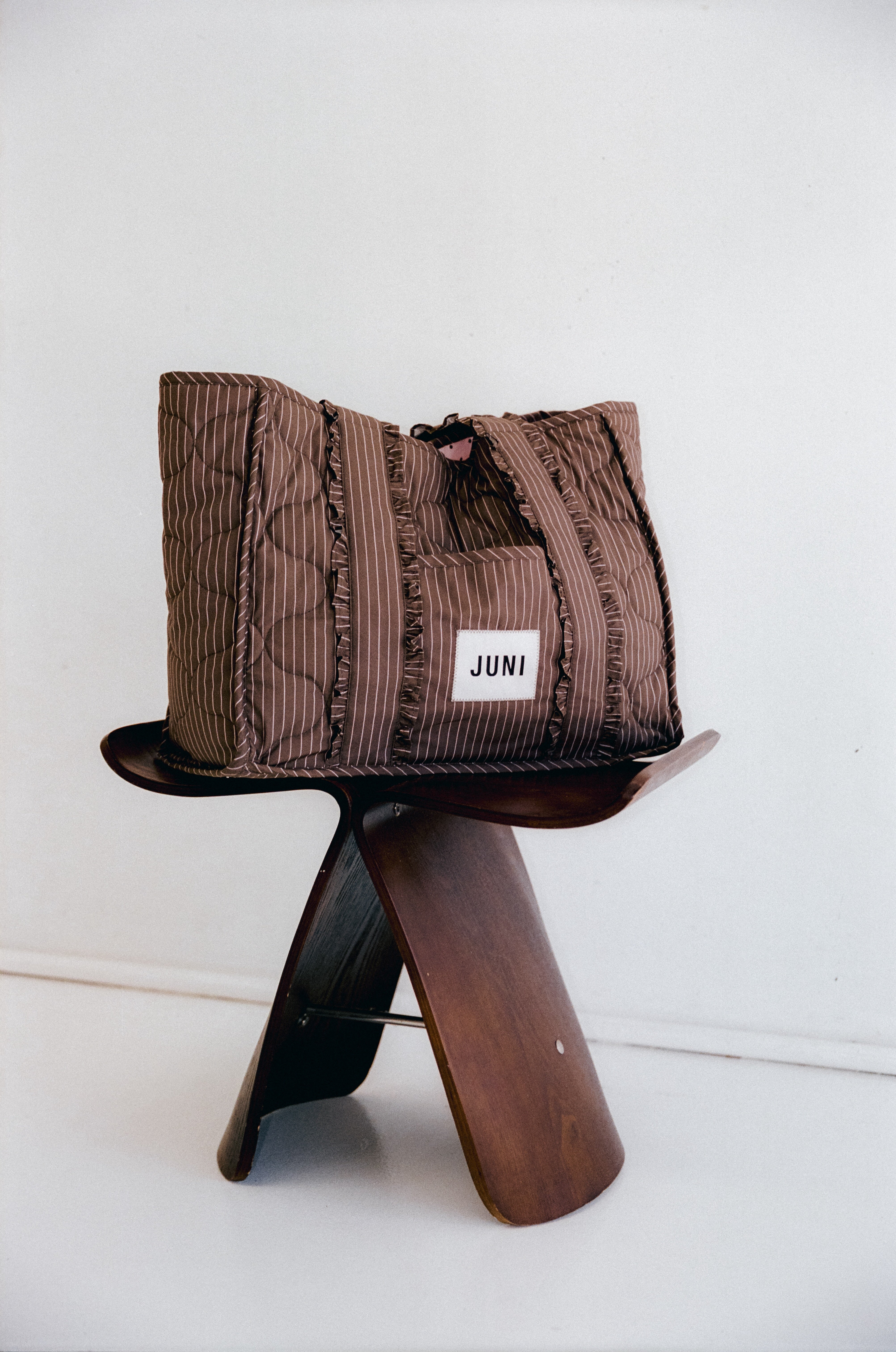 The Everything Bag - Cocoa Pinstripe *Pre-order - JUNI
