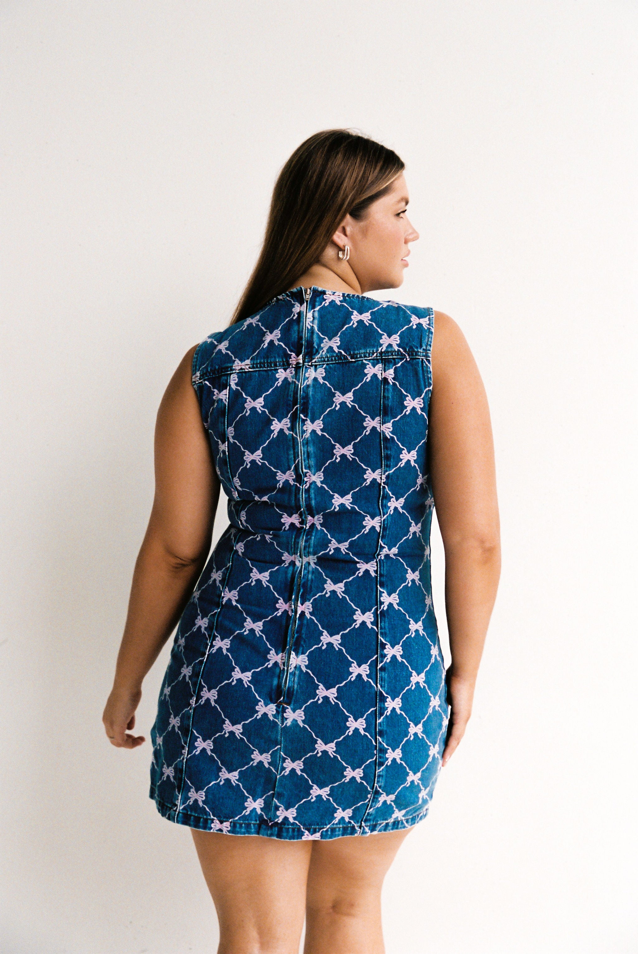 jeanie bow shoulder mini dress Jeanie Bow Shoulder Mini Dress Denim Langwyqu